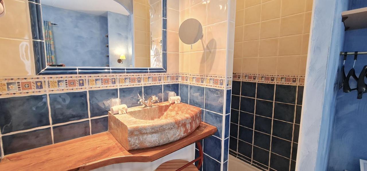 Hotel Du Mas Vinassan Eksteriør bilde